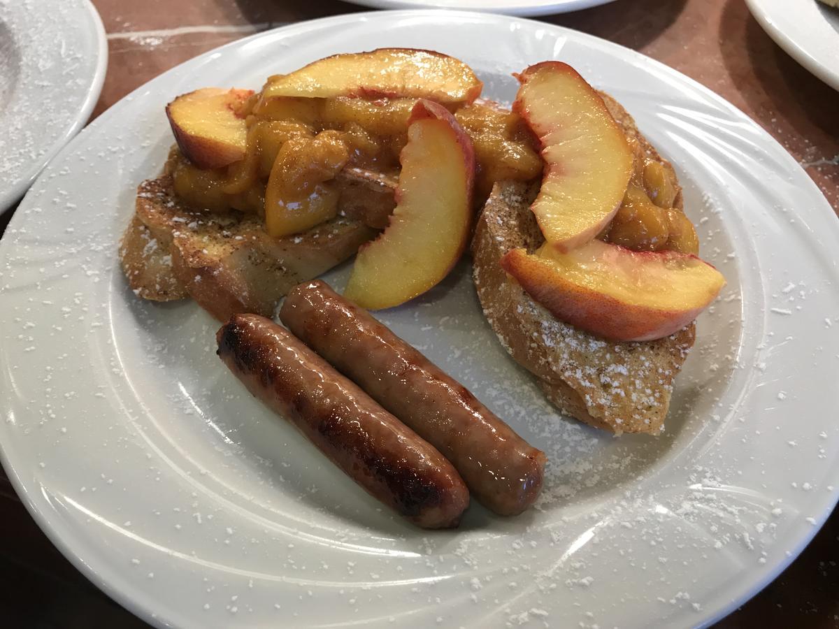 Purple Mountain Bed & Breakfast & Spa 마운트크레스티드부트 외부 사진