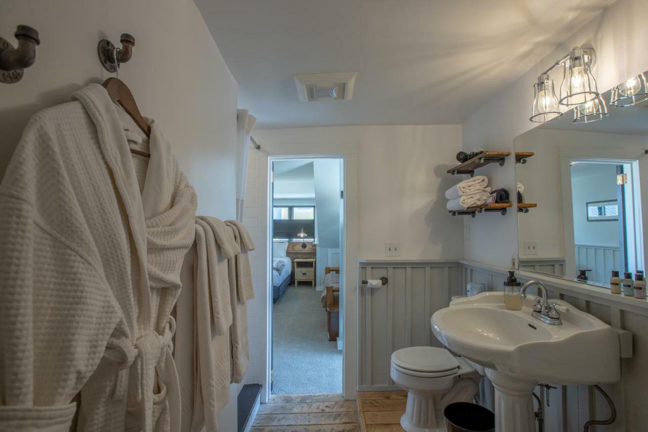 Purple Mountain Bed & Breakfast & Spa 마운트크레스티드부트 외부 사진